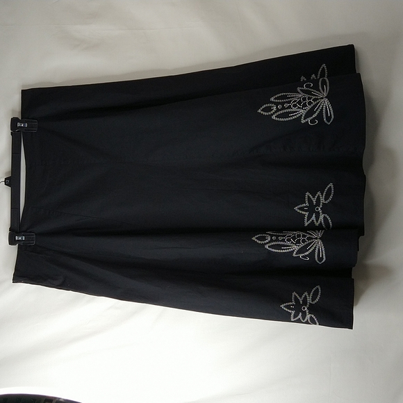 NA NA FasHion Black Fit and Flare Skirt Size: XL - Picture 3 of 4